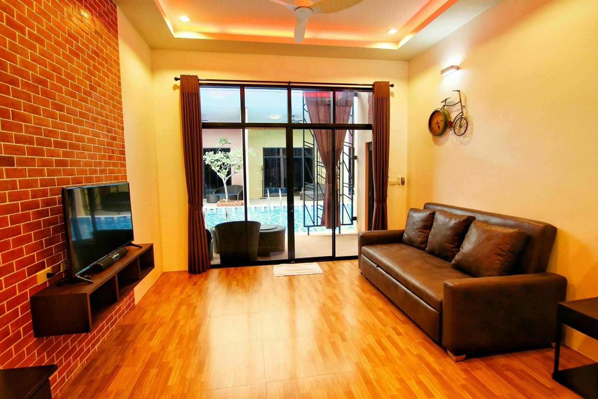 Baan Noppadol Hua Hin Loft Hotel Exterior photo